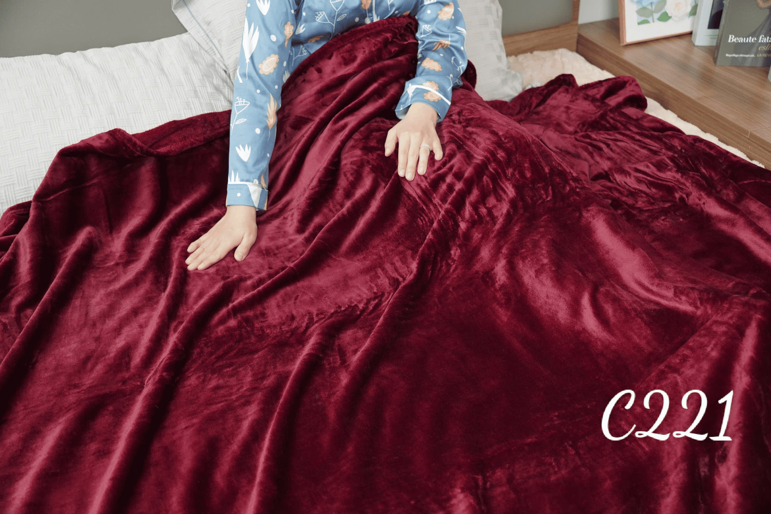 Chăn bằng vải dệt từ xơ sợi tổng hợp (100% polyester), mã hiệu: B0031, KT: (200 x 230)cm